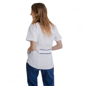 Chaqueta con martingala