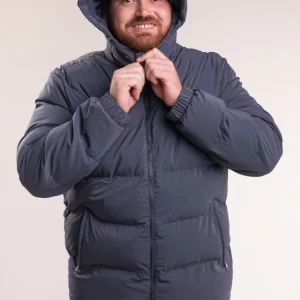 CAMPERA CON CAPUCHA DESMONTABLE BOLSILLO INTERIOR 2XL AL 4XL