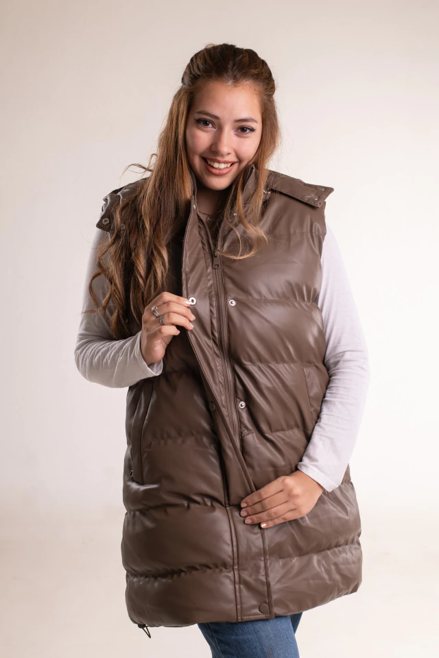 CHALECO LARGO CAPUCHA DESMONTABLE AJUSTABLE - Image 2